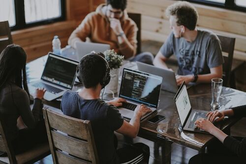 betechit.com contacts: Everything You Need to Know